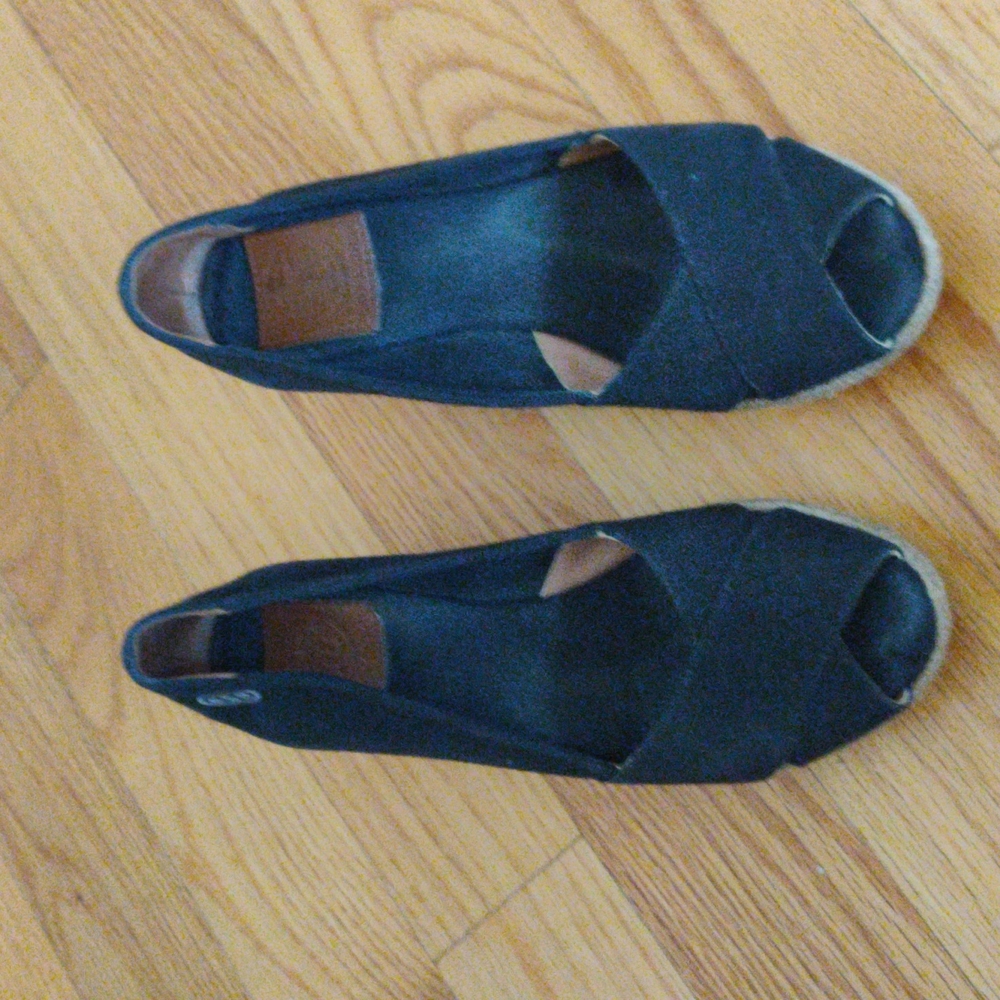 Tory Burch wedges - Picture 2 of 7